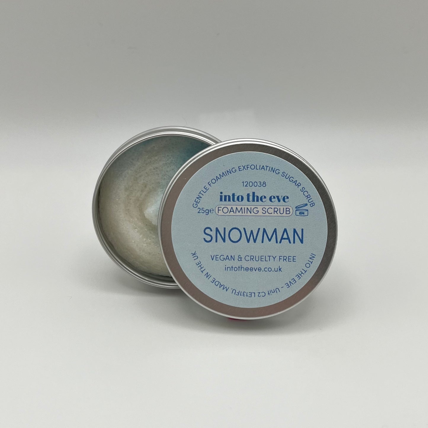 Snowman foaming sugar scrub