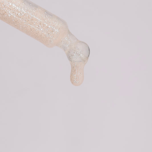 Pearl drops body shimmer